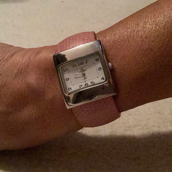 Canies Cuff Watch - Picture 7 of 7